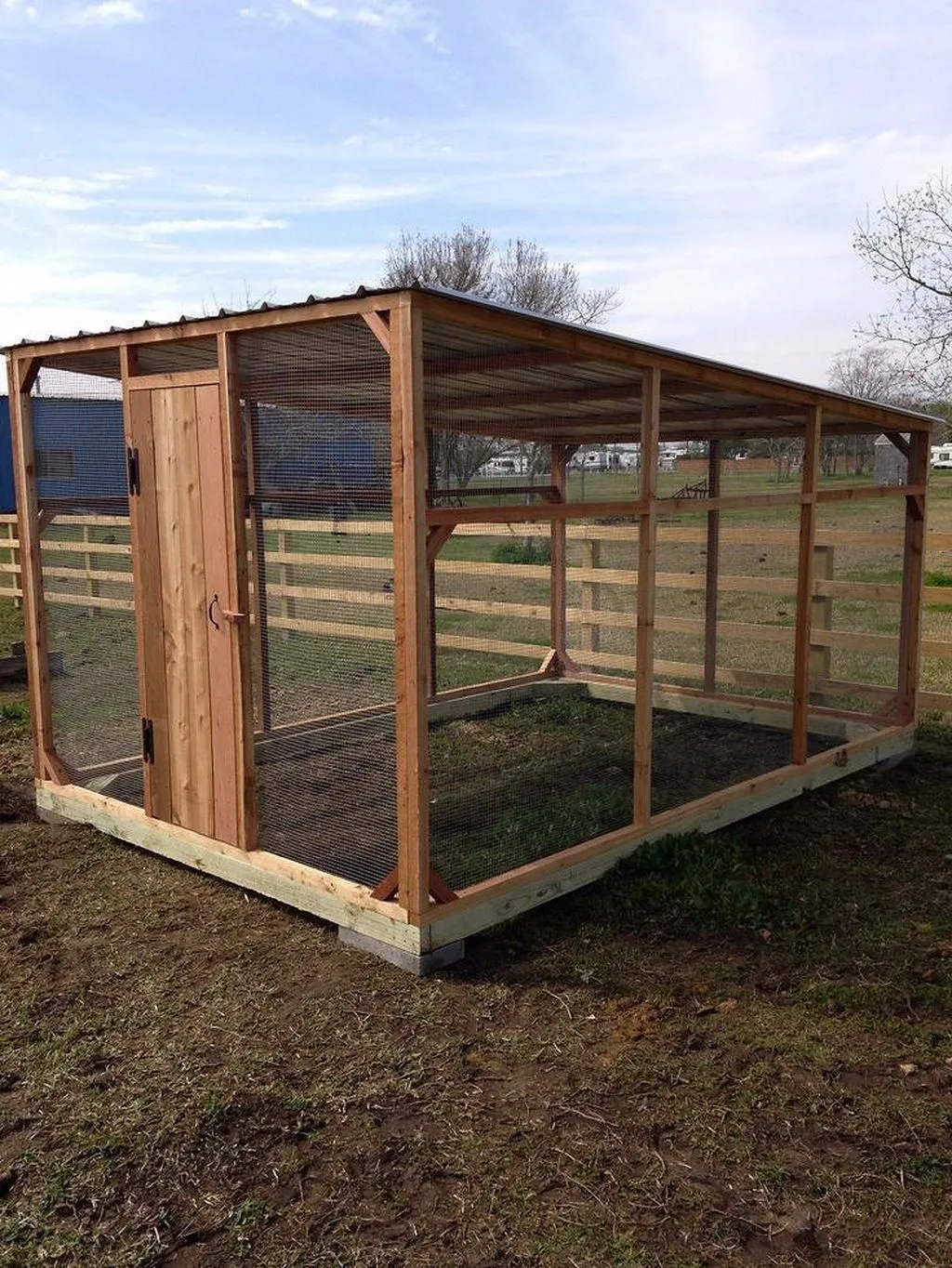 54226 chicken coop ventilation