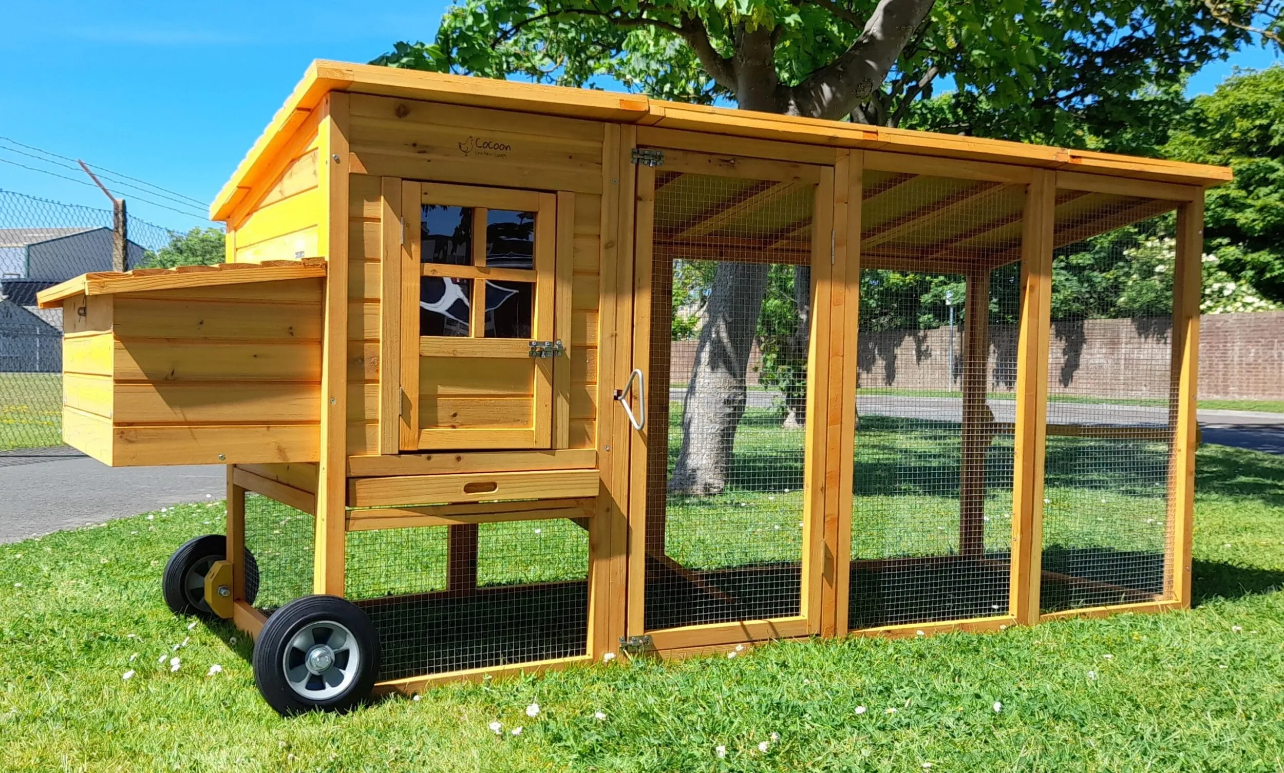 54263 mobile chicken coop benefits