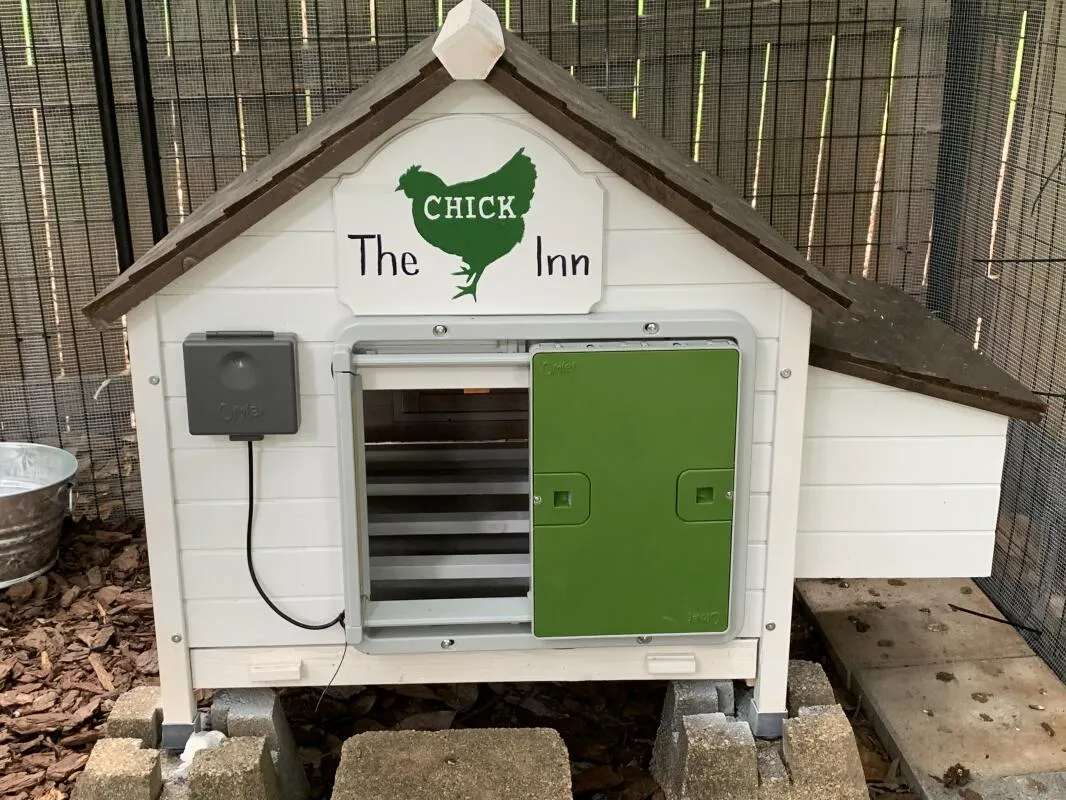 54333 solar powered chicken door