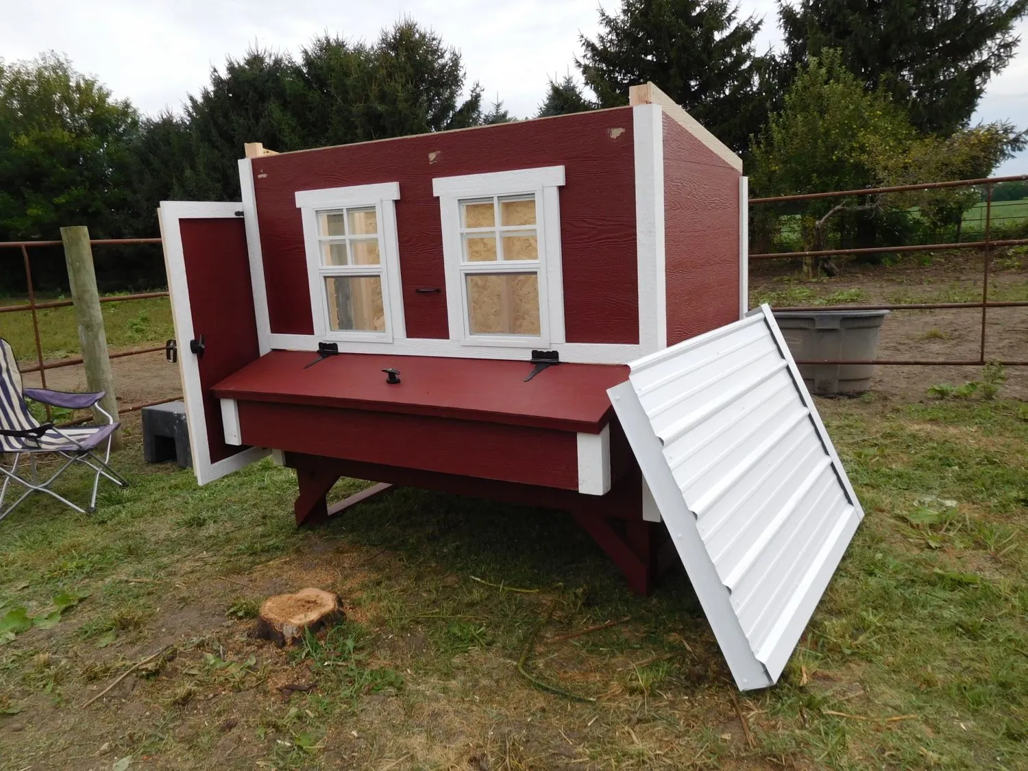 54334 rural king chicken coop 3