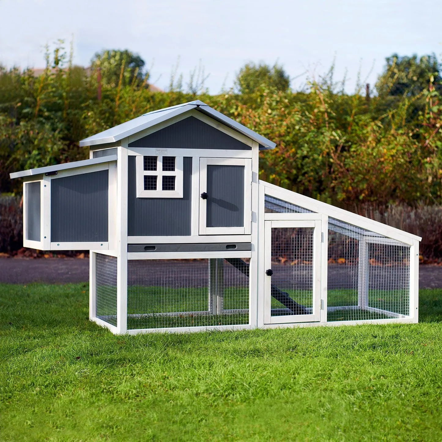 54343 predator resistant chicken coop