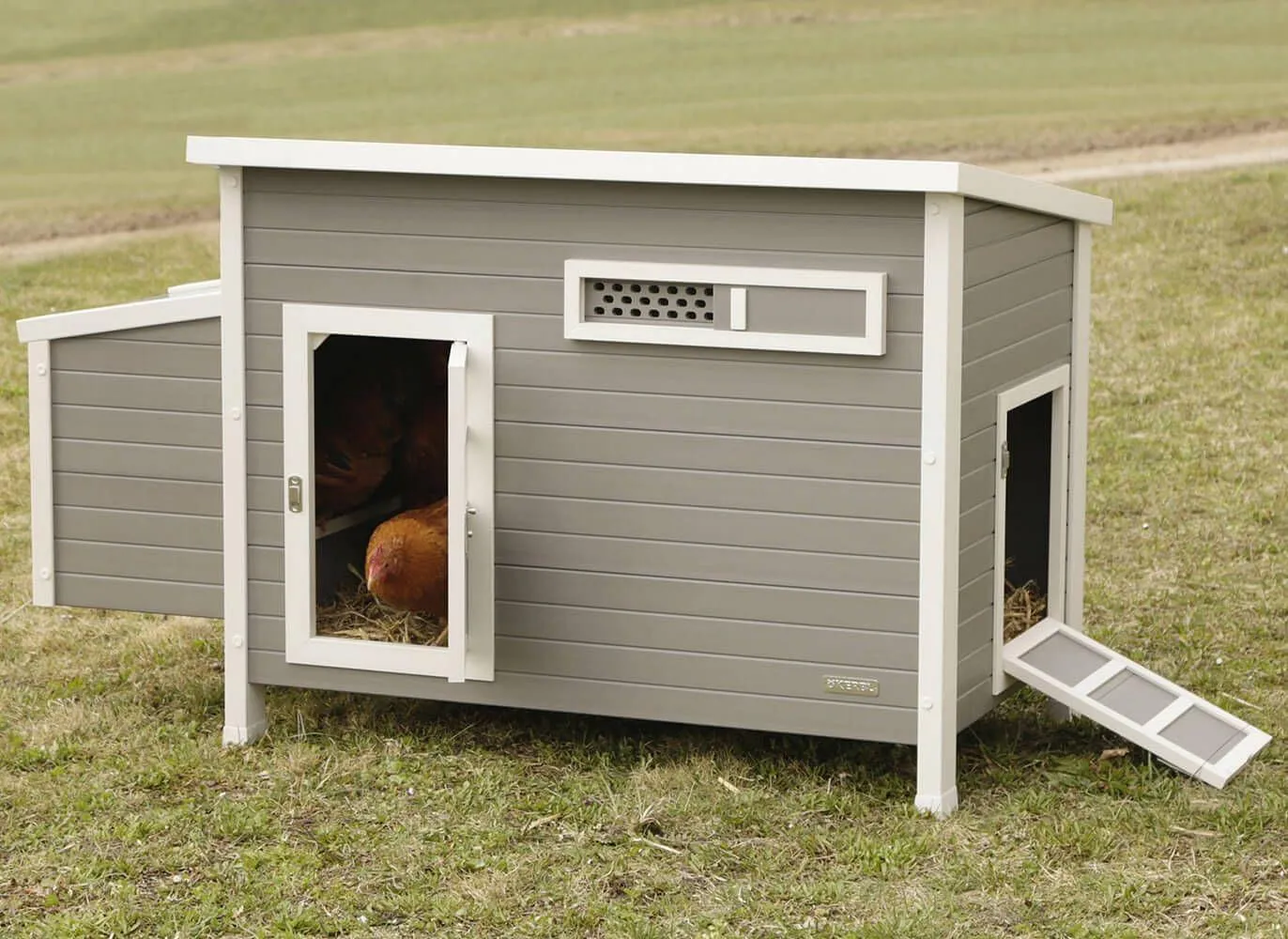 54351 chicken coop plastic predator protection