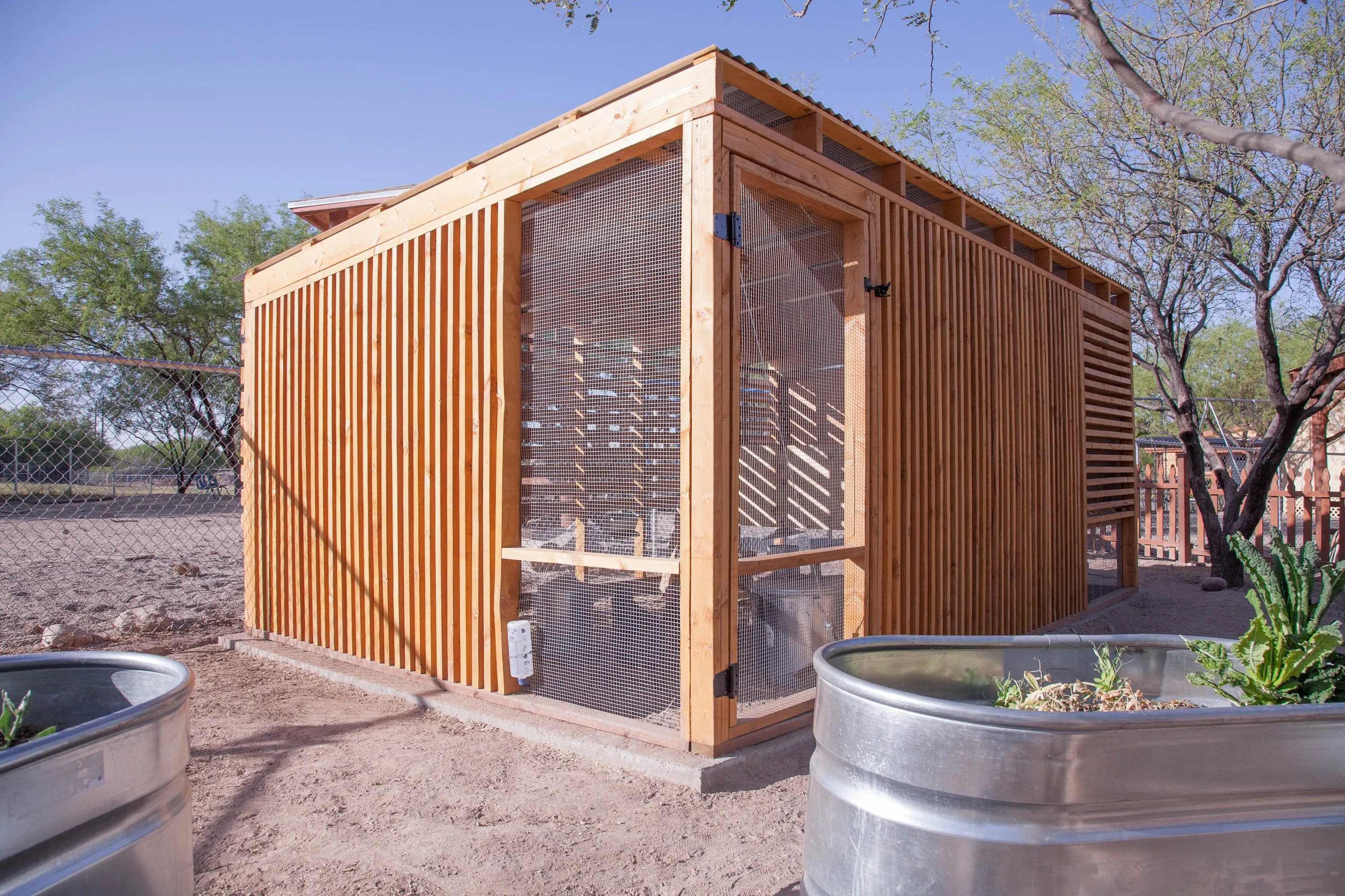 54367 modern chicken coop design 4