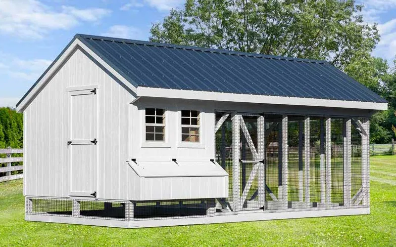 /img/54428-prebuilt-chicken-coop.webp