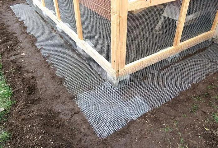 54466 chicken coop interior