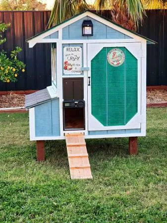 54523 craigslist chicken coop 1
